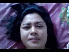 Trong nhà bếp một gái điếm, đầy những secdit công việc lỗ